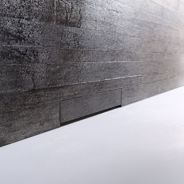 Wall drain for showers Wall drain for showers