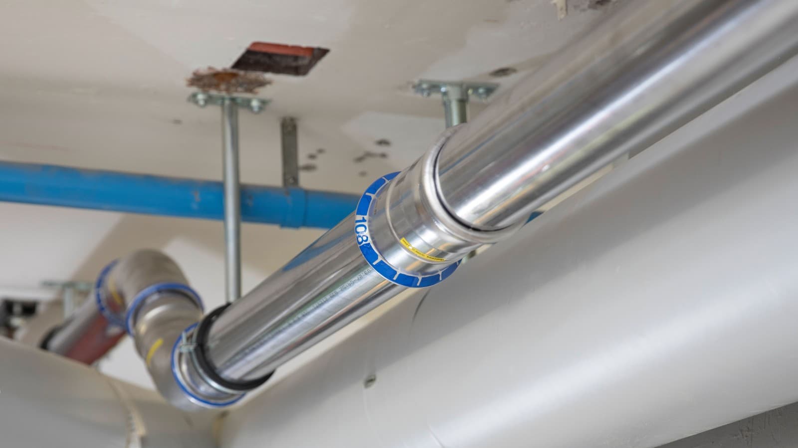 Pressing pipes ensures reliable and consistent connection quality